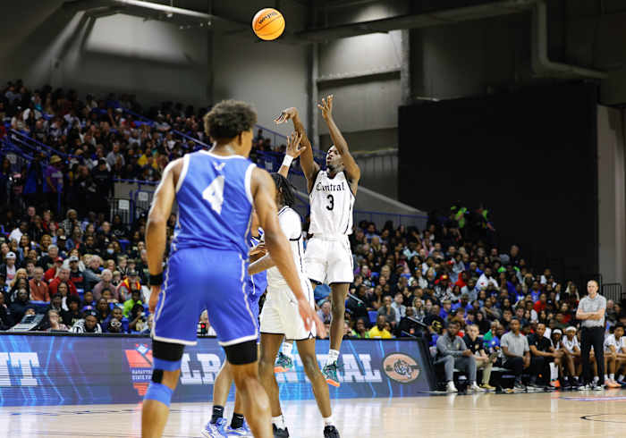 AAA Finals LR Central vs Bryant__00014